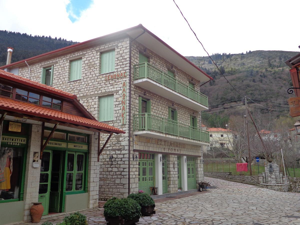 Alonaki Guesthouse Platanos  Exterior photo